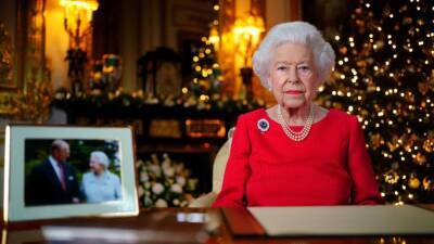 Elizabeth Queenelizabeth - Elizabeth Ii II (Ii) - Philip Princephilip - Queen Elizabeth's Christmas message shares grief over Prince Philip - fox29.com - London
