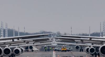Airlines - 1,400 flights grounded due to global Omicron Surge - newsfirst.lk - China - Usa - Hong Kong - North Korea