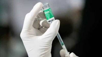 CDSCO panel for granting EUA to SII's Covid vaccine ‘Covovax’ with riders - livemint.com - India