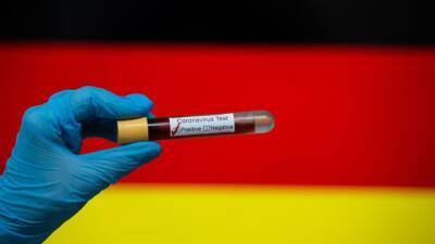 Jens Spahn - 1 in 100 in Germany infected with COVID-19, health minister says - fox29.com - Germany - city Berlin
