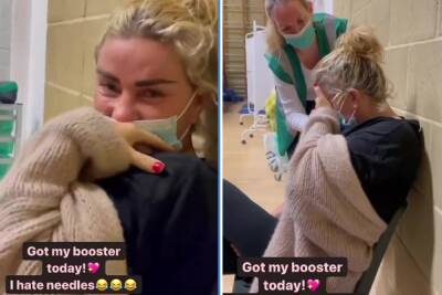 Katie Price fans are all saying the same thing after star reveals needle phobia while getting her Covid booster - thesun.co.uk