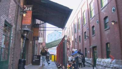 70 artists from Toronto’s Distillery District served notice - globalnews.ca