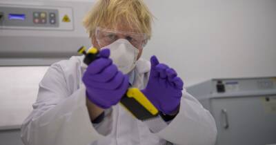 Boris Johnson - Scots covid vaccine that could beat Omicron axed by Boris Johnson - dailyrecord.co.uk - Britain - Scotland