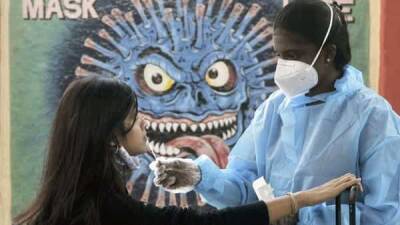 India reports 8,306 new COVID-19 cases amid Omicron fear - livemint.com - India