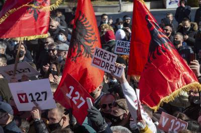 Kosovo votes for new parliament amid pandemic - clickorlando.com - Kosovo - Serbia
