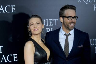 Ryan Reynolds - Blake Lively - Blake Lively & Ryan Reynolds Once Again Donate $1 Million To Food Banks Amid The Pandemic - etcanada.com - Canada - county Banks