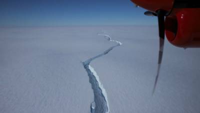 Massive iceberg, 20x the size of Manhattan, breaks off in Antarctic - fox29.com - Britain - city Chicago - city Manhattan - Antarctica