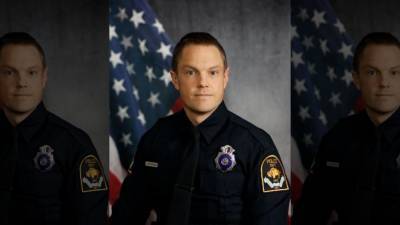 Neb. officer shot in the face and head during struggle with alleged mall shoplifter - fox29.com - Kenya - state Nebraska