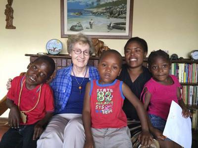 McLaughlin, nun who exposed abuses in Rhodesia, dies at 79 - clickorlando.com - city Pittsburgh - city Johannesburg - Zimbabwe