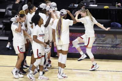 UConn frosh Paige Bueckers leads women's AP All-America team - clickorlando.com - Usa - state Connecticut - state Kentucky - state South Carolina - county Baylor - county Smith - state Oklahoma - county Howard