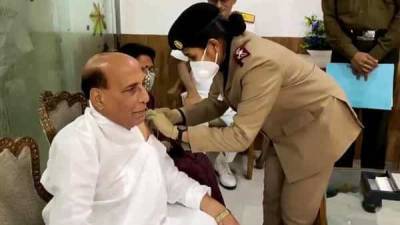 S.Jaishankar - Amit Shah - Rajnath Singh gets first dose of covid vaccine - livemint.com - city New Delhi - India
