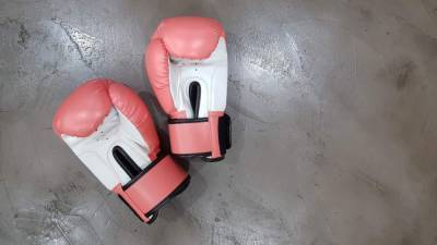 Florida woman attacked student at school while wearing boxing glove, police say - clickorlando.com - state Florida - city Jacksonville, state Florida - county Duval