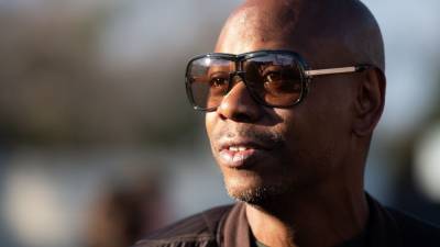 Dave Chappelle - Dave Chappelle requiring rapid coronavirus tests at upcoming shows - fox29.com - state Connecticut - state South Carolina - Charleston, state South Carolina