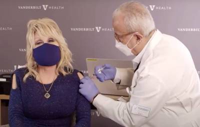 Dolly Parton receives the COVID-19 vaccine that she helped fund - nme.com - city Nashville