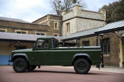 Windsor Castle - Buckingham Palace - Philip Princephilip - Prince Philip designed his own hearse, a modified Land Rover - clickorlando.com
