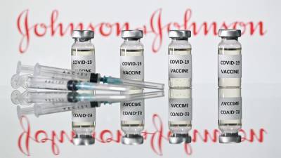 Oregon: CDC investigating death of woman who developed rare blood clot after J&J vaccine - fox29.com - Usa - state Oregon - city Portland, state Oregon