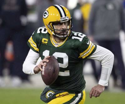 Aaron Rodgers - Packers stay committed to Rodgers amid report QB want out - clickorlando.com - county Bay - state Wisconsin - county Green