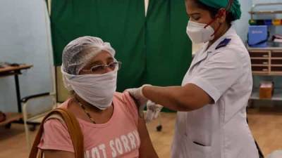 Rajesh Tope - Maharashtra govt to take back COVID-19 vaccines from private hospitals - livemint.com - India - city Mumbai - state Health