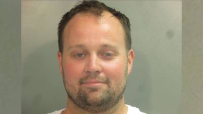 Josh Duggar - Josh Duggar pleads not guilty to federal child pornography charges following arrest - fox29.com - Usa - state Arkansas - county Travis