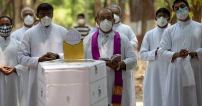 Randeep Guleria - COVID-19 cases in India hopefully stabilizing, as daily deaths stay near 4,000: officials - globalnews.ca - India - city Delhi