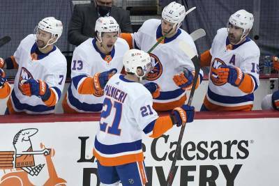 Palmieri's OT winner lifts Isles by Penguins 4-3 in Game 1 - clickorlando.com - New York - city New York - city Pittsburgh - county Crosby - county Frederick