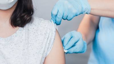 Covid vaccinations for UK secondary school pupils 'from September' - rte.ie - Britain - city Bristol