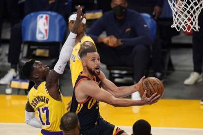 Anthony Davis - Stephen Curry - LeBron's 3 lifts Lakers over Warriors in West play-in game - clickorlando.com - Los Angeles - city Los Angeles - city Memphis - state Golden