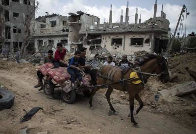 The Latest: EU hails Gaza cease-fire, calls for peace talks - clickorlando.com - Israel - Eu - city Brussels - Qatar - Egypt