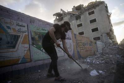 Egyptian mediators hold talks to firm up Israel-Hamas truce - clickorlando.com - Israel - Palestine - Egypt - city Gaza