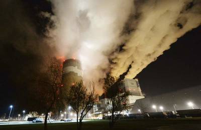 Firefighters battle flames at Poland's largest lignite mine - clickorlando.com - Germany - Eu - Poland - Czech Republic - city Warsaw