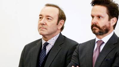 U.S.District - Judge orders Kevin Spacey accuser to identify himself to proceed - fox29.com - New York - city New York - state New York - state Massachusets - city Manhattan