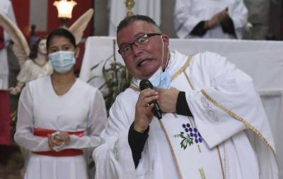 Costa Rica priest sings public health message amid pandemic - clickorlando.com - Costa Rica - city San Jose