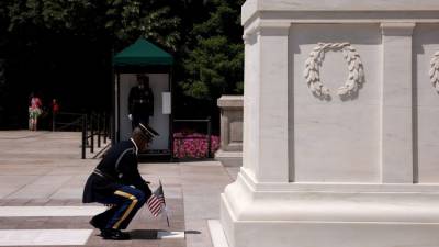 Joe Biden - Kamala Harris - Jill Biden - Doug Emhoff - 'Band of brothers': Guards keep eternal watch over Tomb of the Unknown Soldier - fox29.com - state Virginia - county Arlington