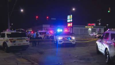 Police: Man, 21, gunned down at illegal street racing event with 1,000 people in Port Richmond - fox29.com - city Richmond