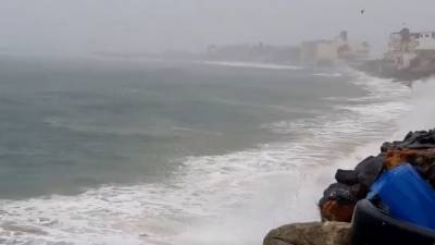 Hurricane Enrique sweeps past Mexico’s southwestern coast - fox29.com - Mexico - city Mexico