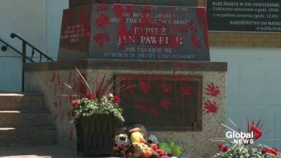 Pope John Paul II statue vandalized with red paint at Edmonton church - globalnews.ca - Canada - Poland