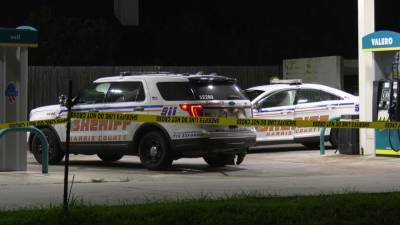 HCSO: Man found outside child’s window shot during confrontation with parents - fox29.com - county Harris