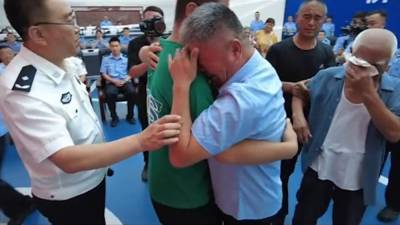 Chinese parents reunited with son 24 years after his kidnapping - fox29.com - China - city Bangkok