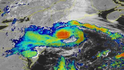 Tropical Storm Henri: Storm makes landfall, pummels region with torrential rain - fox29.com - New York - Usa - state New Jersey - state Massachusets - state Rhode Island