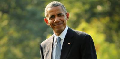 Barack Obama - Former President Barack Obama Cuts Guest List for His 475-Person Birthday Party Amid Coronavirus Delta Surge - justjared.com - Usa