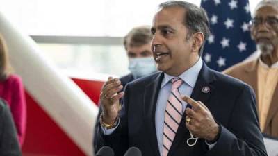 US allocated only 75 lakh doses of Covid vaccine to India, need to do more: Congressman Krishnamoorthi - livemint.com - Usa - India - county Day