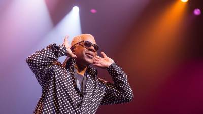 Kathy Griffin - Sax player Dennis Thomas of Kool & The Gang dies at 70 - fox29.com - state Florida - state New Jersey - city Orlando, state Florida - county Thomas