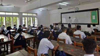 Covid-19: School bells ring in Bangladesh after 543-day-long break - livemint.com - India - Bangladesh