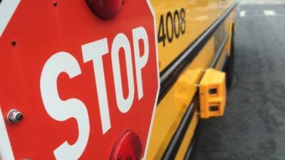 Philly school district doubles monetary incentive for parents to drive students to school - fox29.com