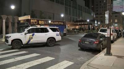 Man extremely critical after being shot 7 times near City Hall - fox29.com - Philadelphia - county Hall - city Center