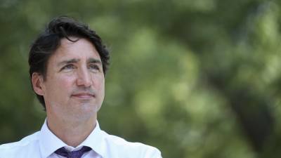 Justin Trudeau - Global News - Abigail Bimman - Stones thrown at Canadian PM on campaign trail - rte.ie - county Ontario