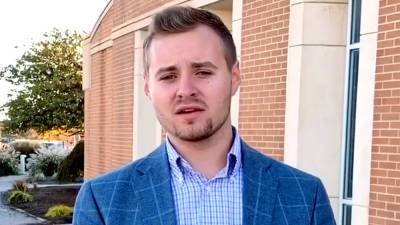 Page VI (Vi) - Jed Duggar upsets some followers by making light of the coronavirus while announcing wife's pregnancy - foxnews.com