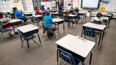 Teacher shortages: School districts ask staff members, others to fill in as substitutes - fox29.com - Usa - state California - Washington - state Texas - Austin, state Texas - city Georgetown - city Cincinnati