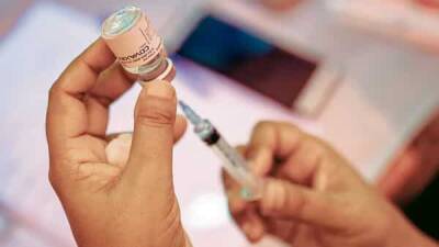 When should you get COVID booster dose? Study on vaccine effectiveness - livemint.com - India