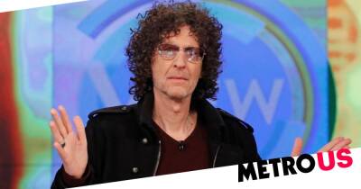Howard Stern - Novak Djokovic - Howard Stern thinks hospitals should not treat Covid anti-vaxxers: ‘You’re going to go home and die’ - metro.co.uk - New York - Usa